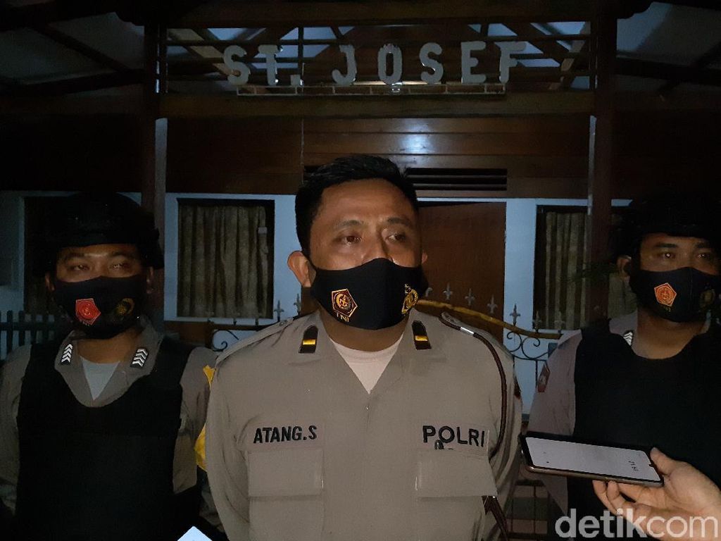 Gereja St Josef di Eks Tambang Emas Cikotok Tak Gelar Misa Natal Gereja St Josef di Eks Tambang Emas Cikotok Tak Gelar Misa Natal