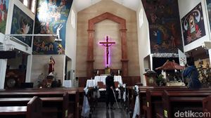 Tim Gegana Sterilisasi Gereja Santo Antonius Kotabaru