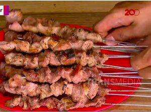 Bikin Laper! Puas Makan Sate Klathak Pak Pong yang Empuk Juicy Bikin Laper! Puas Makan Sate Klathak Pak Pong yang Empuk Juicy