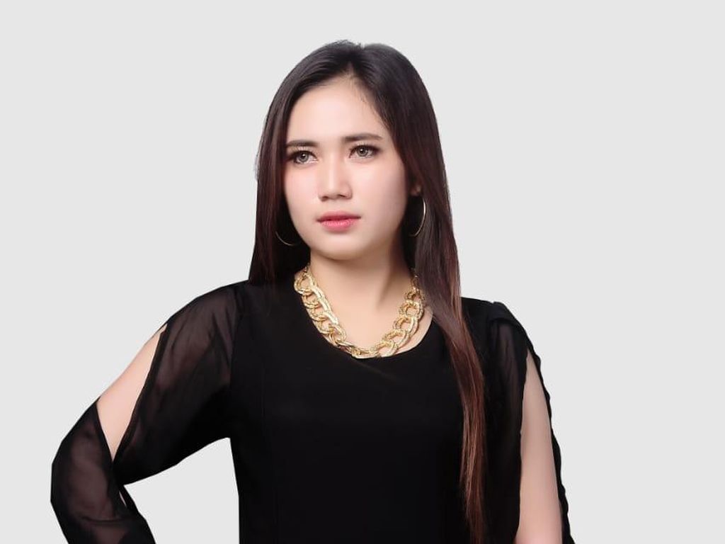 Dara Ayu Cover Lagu Danial Zaini yang Puncaki Trending Malaysia Dara Ayu Cover Lagu Danial Zaini yang Puncaki Trending Malaysia