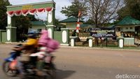 Foto: Mengenal Pasukan Satgas Pamtas RI-Malaysia di Badau