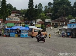Pemda Garut Rapid Test Acak Wisatawan yang Datang ke 5 Tempat Wisata Ini