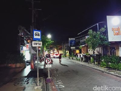 Suasana Sunyi Legian Bali Layaknya Kota Mati