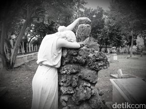 Cerita Pemandu Museum Prasasti Jakarta Mengusir Yang Serem-serem Cerita Pemandu Museum Prasasti Jakarta Mengusir Yang Serem-serem
