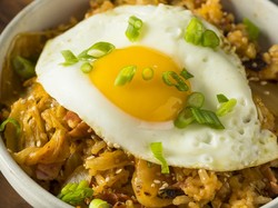 3 Resep Nasi Goreng ala Restoran yang Populer Enaknya