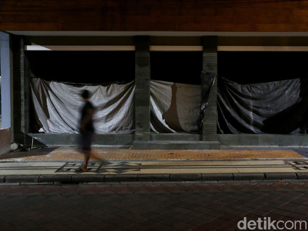 Awas! Ada 60 Zona Merah-Legian Bali Masih Mati Suri Awas! Ada 60 Zona Merah-Legian Bali Masih Mati Suri