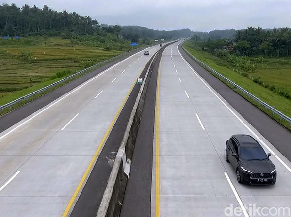 Pemandangan Indah Road Trip Jakarta-Bali di Tol Trans Jawa