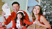 7 Potret Artis Indonesia Rayakan Natal Saat Pandemi COVID-19, Ada yang di RS