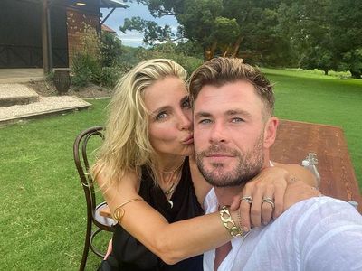 Bukti Kemesraan Chris Hemsworth dan Istri Setelah 10 Tahun Menikah