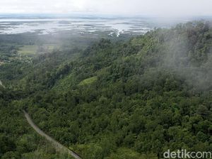 8 Pelajar Bandung Tersesat di Bukit Tengkorak 8 Pelajar Bandung Tersesat di Bukit Tengkorak