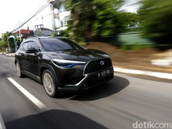 Toyota Siap Bombardir Indonesia dengan Mobil Ramah Lingkungan