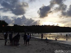 Akhir Pekan, Sunset di Pantai Jimbaran Bali Bisa Jadi Pilihan