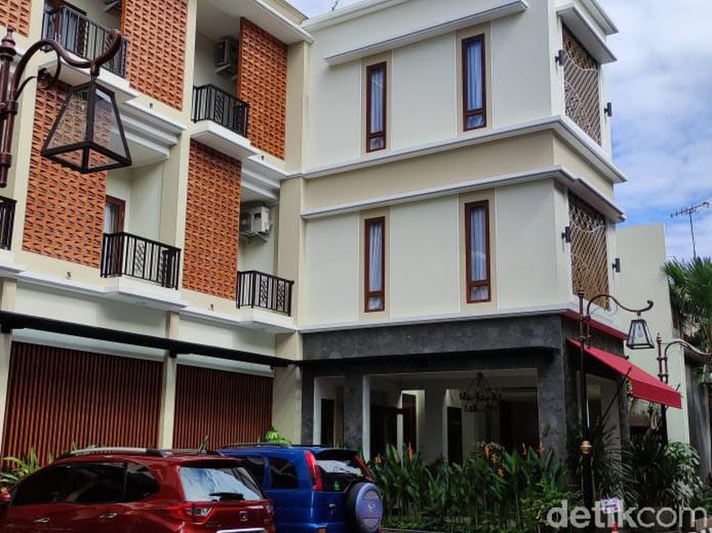 Ulasan Menginap Semalam di Kamar Suite RedDoorz Ulasan Menginap Semalam di Kamar Suite RedDoorz