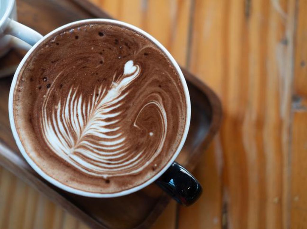 6 Resep Hot Chocolate Rumahan yang Enak dan Rendah Gula