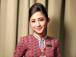 Pramugari Cantik Bangkit Pascakena Dampak Pandemi, Kini Jual Baju Batik Anak