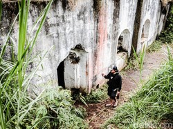 Benteng Bersejarah di Lembang Ini Menyimpan Cerita Seram