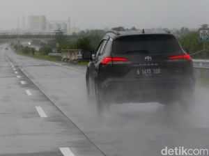 Hadapi Cuaca Ekstrem, Pahami Cara Berkendara Aman di Jalan Tol Hadapi Cuaca Ekstrem, Pahami Cara Berkendara Aman di Jalan Tol