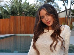 Jadi Jutawan dari Jualan Foto Seksi, Model Ini Siap Pensiun di Usia 26