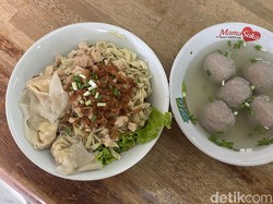 Ayo Rek! Sarapan Enak Pangsit Mie dan Bakwan Sapi Klasik di Surabaya