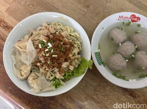 Ayo Rek! Sarapan Enak Pangsit Mie dan Bakwan Sapi Klasik di Surabaya Ayo Rek! Sarapan Enak Pangsit Mie dan Bakwan Sapi Klasik di Surabaya