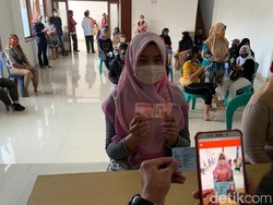 Pekan Ini Bansos Tahap IV Jawa Barat Dicairkan