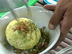 Pecinta Bakso Harus Cicip, Bakso Selimut Khas Pasuruan yang Nampol