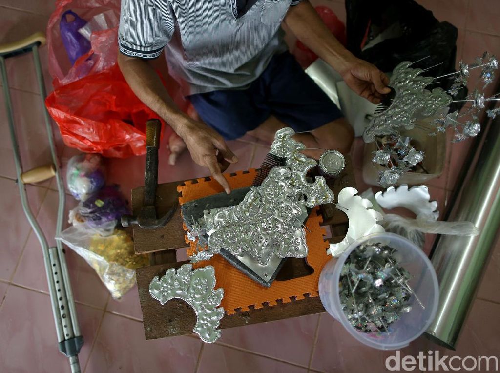 Sugu Tinggi Khas Dayak Iban Laris Manis di Pasar Malaysia Sugu Tinggi Khas Dayak Iban Laris Manis di Pasar Malaysia