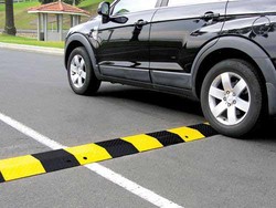 Banyak Polisi Tidur di Kompleks Dibuat Asal-asalan, Begini Aturan yang Benar