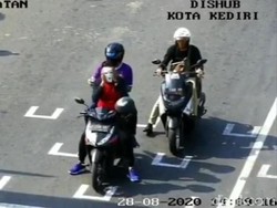 5 Perilaku Biker di Traffic Light yang Bikin Geleng-geleng Kepala