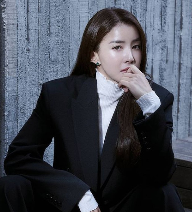 Fakta-Fakat Lee Si Young yaitu Aktris Senior/Instagram/@leesiyoung38