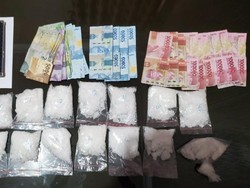 Polisi Tampan Bekuk Janda Pengedar Sabu di Pekanbaru, Sita 16 Paket