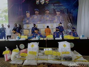 Bahan Pembuat Bom Ikan yang Gudangnya Digerebek Hendak Dikirim ke Sulawesi Bahan Pembuat Bom Ikan yang Gudangnya Digerebek Hendak Dikirim ke Sulawesi