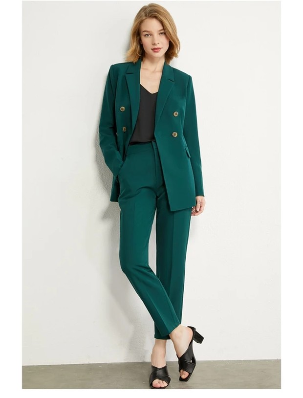 7 Tips Foto Agar Terlihat Lebih Tinggi