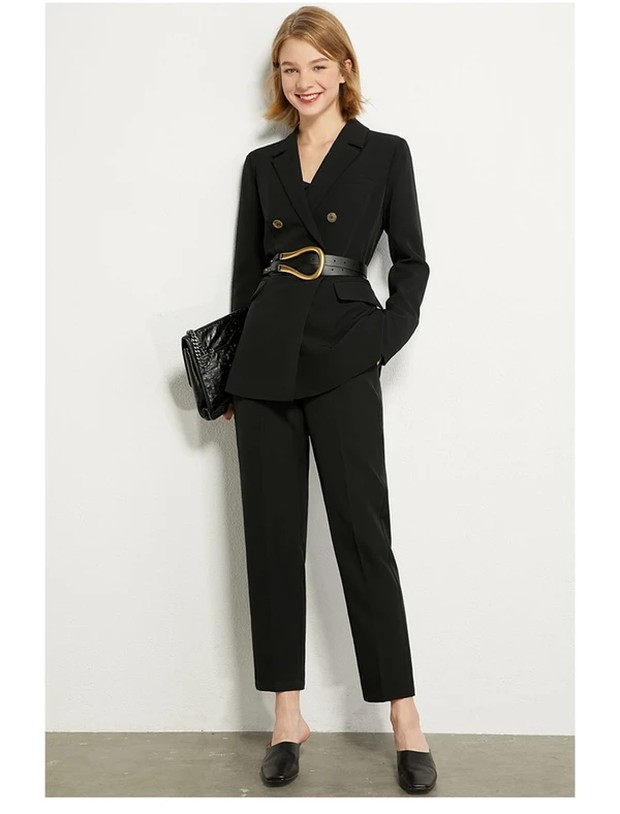 7 Tips Foto Agar Terlihat Lebih Tinggi