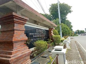 Setelah Ketua DPRD Kudus, Seorang Staf Pimpinan Juga Kena Corona Setelah Ketua DPRD Kudus, Seorang Staf Pimpinan Juga Kena Corona