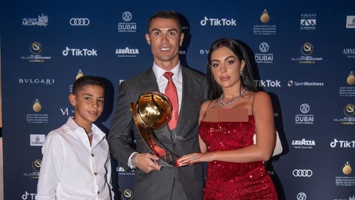 Goergina Rodriguez dan Cristiano Ronaldo