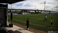 Lapangan latihan itu diklaim sudah berstandar internasional.