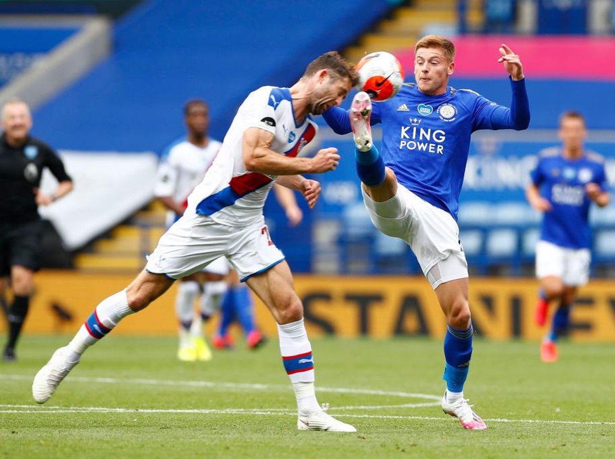 Duel Crystal Palace vs Leicester City bisa disaksikan di Mola TV. Foto: Getty Images/Pool