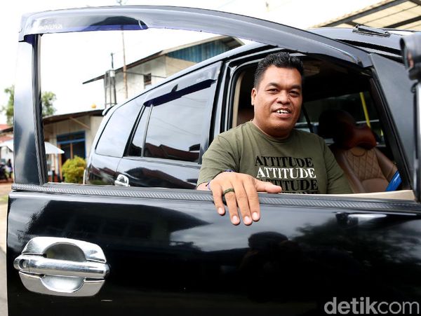 Mengenal Yudhi Ndut Sopir Taksi Lintas Negara