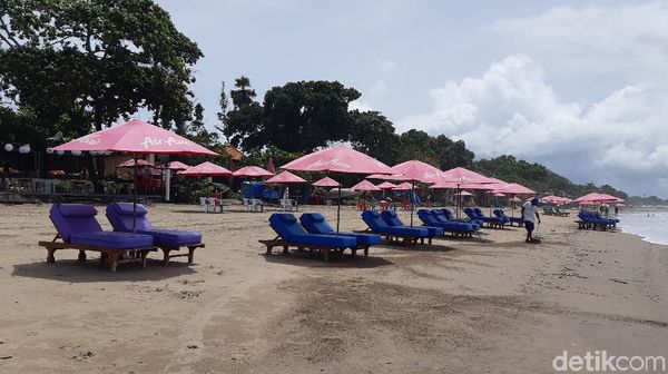 Foto: Seminyak yang Mirip Pantai Pribadi