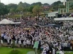 Pelayat Menyemut di Pemakaman Habib Hasan, Ini Kata PWNU Jatim