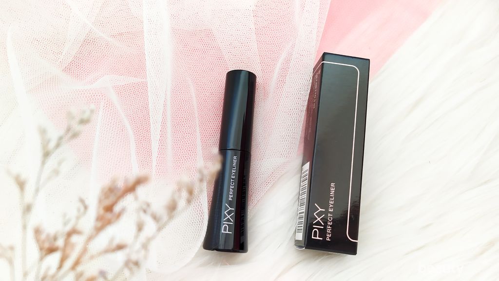 Tutorial Makeup Festive Season dengan Pixy