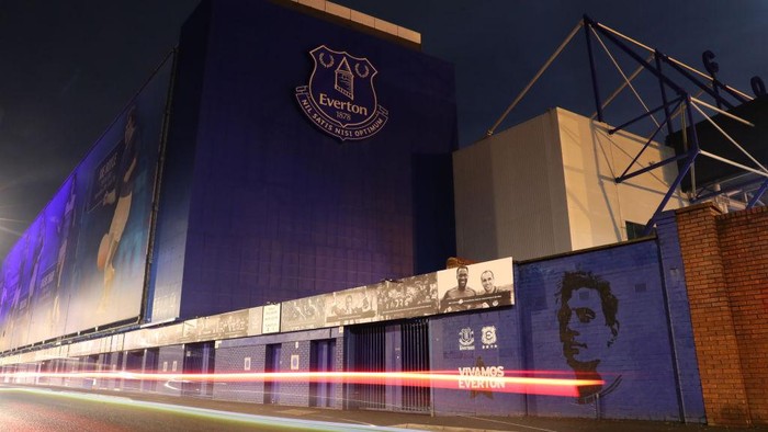 LIVERPOOL, ENGLAND - DECEMBER 28: A general view outside the stadium prior to the Premier League match between Everton and Manchester City at Goodison Park on December 28, 2020 in Liverpool, England. The game was postponed as a Covid-19 precaution following a number of positive tests.  (Photo by Alex Livesey/Getty Images)