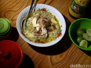 Uniknya Soto Kraksaan Khas Probolinggo, Pakai Irisan Singkong dan Koya Kelapa Uniknya Soto Kraksaan Khas Probolinggo, Pakai Irisan Singkong dan Koya Kelapa