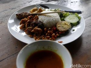 Ini Lho Nasi Ayam Legendaris di Bali, Penasaran? Ini Lho Nasi Ayam Legendaris di Bali, Penasaran?