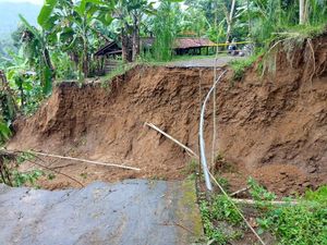 Hujan Sepanjang Hari, Kuningan Dikepung Bencana Alam