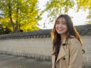 10 Foto Jeanette, Eks Pramugari Pacar YouTuber Hansol Korea Reomit