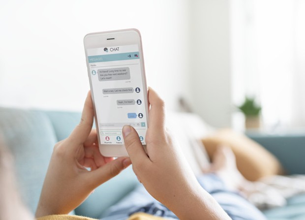 Manfaatkan penggunaan teknologi/freepik.com Teknologi dapat mengurangi kesenjangan antara panggilan telepon dan pertemuan tatap muka.