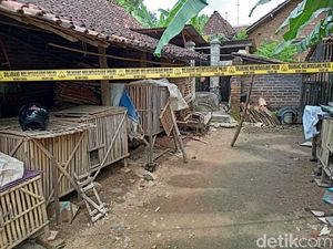 Polisi Amankan Ibu di Ponorogo yang Diduga Bunuh Bayi yang Dilahirkannya Polisi Amankan Ibu di Ponorogo yang Diduga Bunuh Bayi yang Dilahirkannya