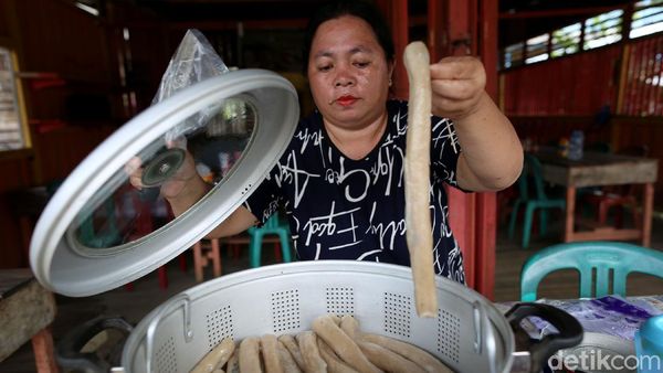 Terima BPUM, Pedagang Kecil Ini Bangkit dari Keterpurukan